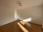 Sanierungsbedürftige 2 Zimmer Wohnung - Anlageobjekt in Toplage - Bild