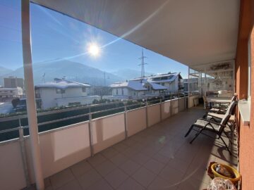 Bergpanorama und weitläufige Terrasse: Traumhafte 3-Zimmer-Wohnung in Wattens, 6112 Wattens, Wohnung